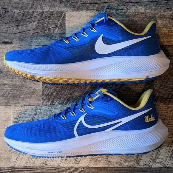 Nike Air Zoom Pegasus 39 UCLA Road Running Shoes Blue White Gold - Picture 2 of 8